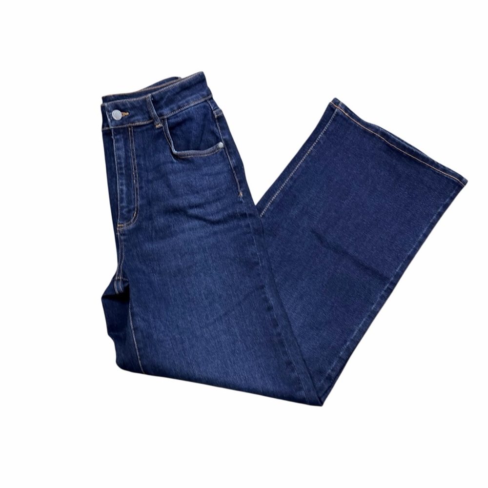 Well Worn High Rise Wide Leg Denim Jeans - Dark Wash. Like new. Size 6/28 - Picture 3 of 7